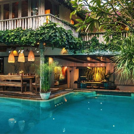 Villa Istimewa Seminyak  Luaran gambar