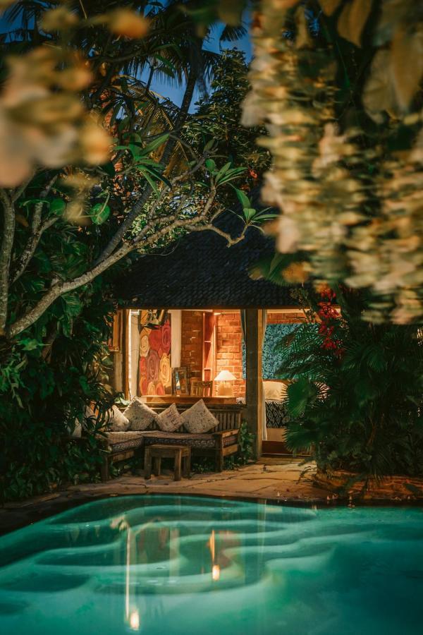 Villa Istimewa Seminyak  Luaran gambar