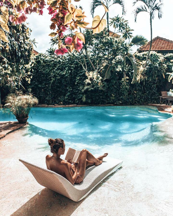 Villa Istimewa Seminyak  Luaran gambar